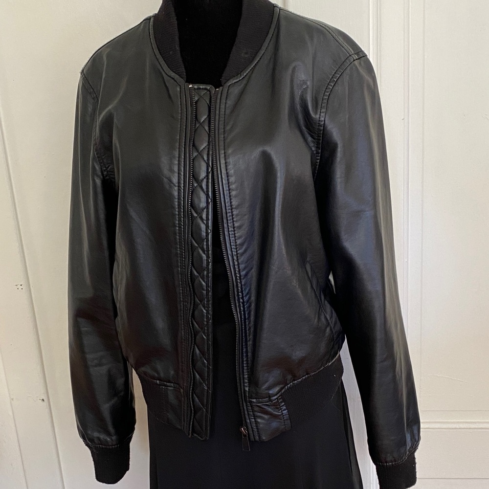 Ci Sono Black Small Vegan Leather Bomber Jacket. Junior size L